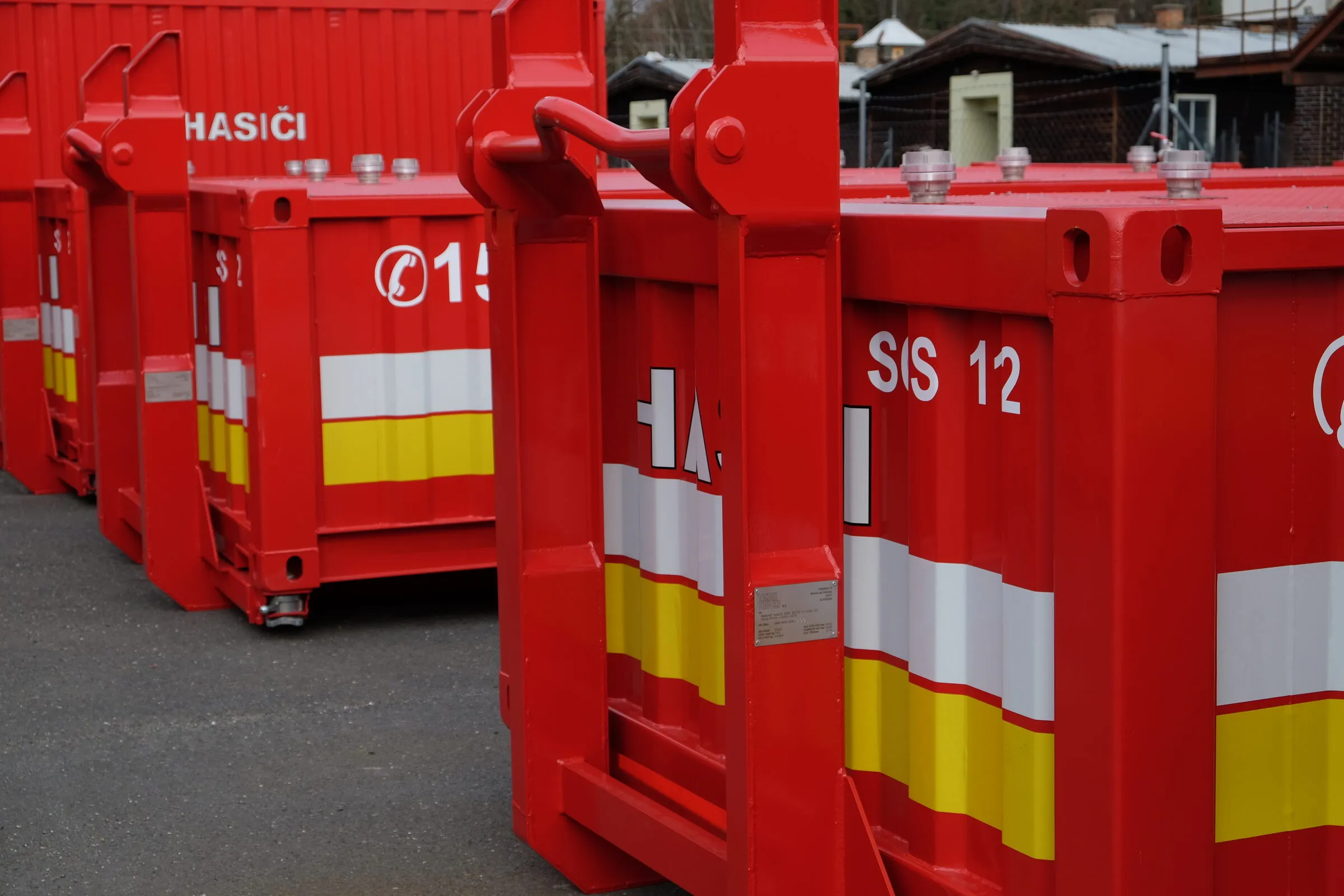 Hakenliftrahmen an niedrigen Tankmodulen, Nahansicht