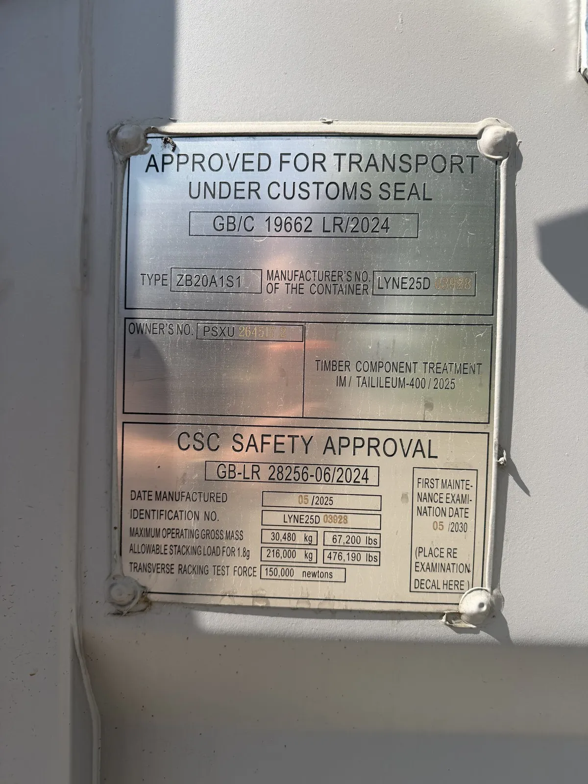 CSC safety approval plate on a resort container