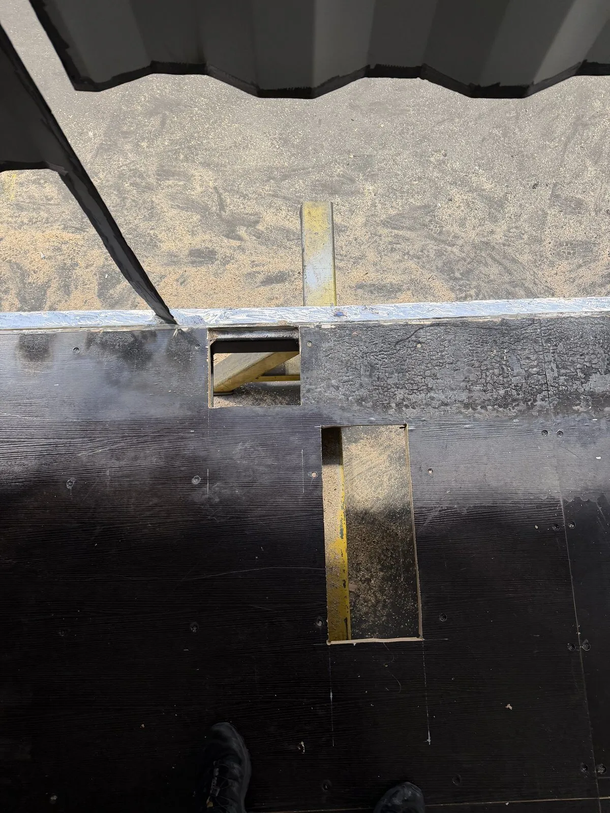 Cross-member and floor slot detail during fabrication
