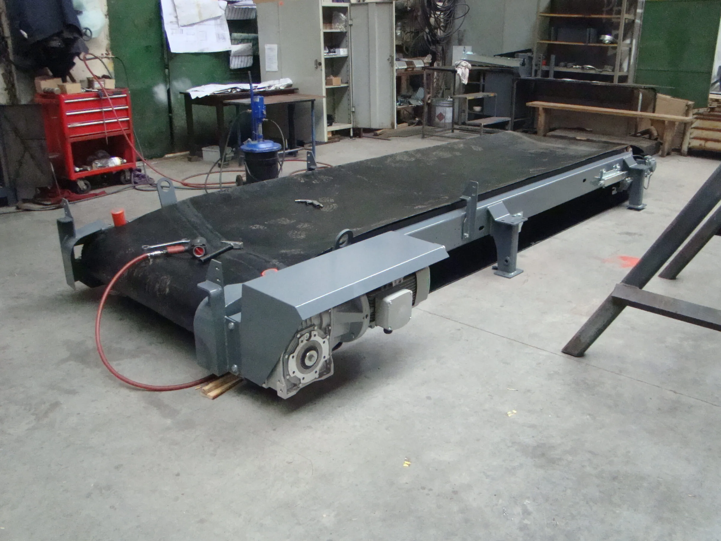 Conveyor system, fifth view