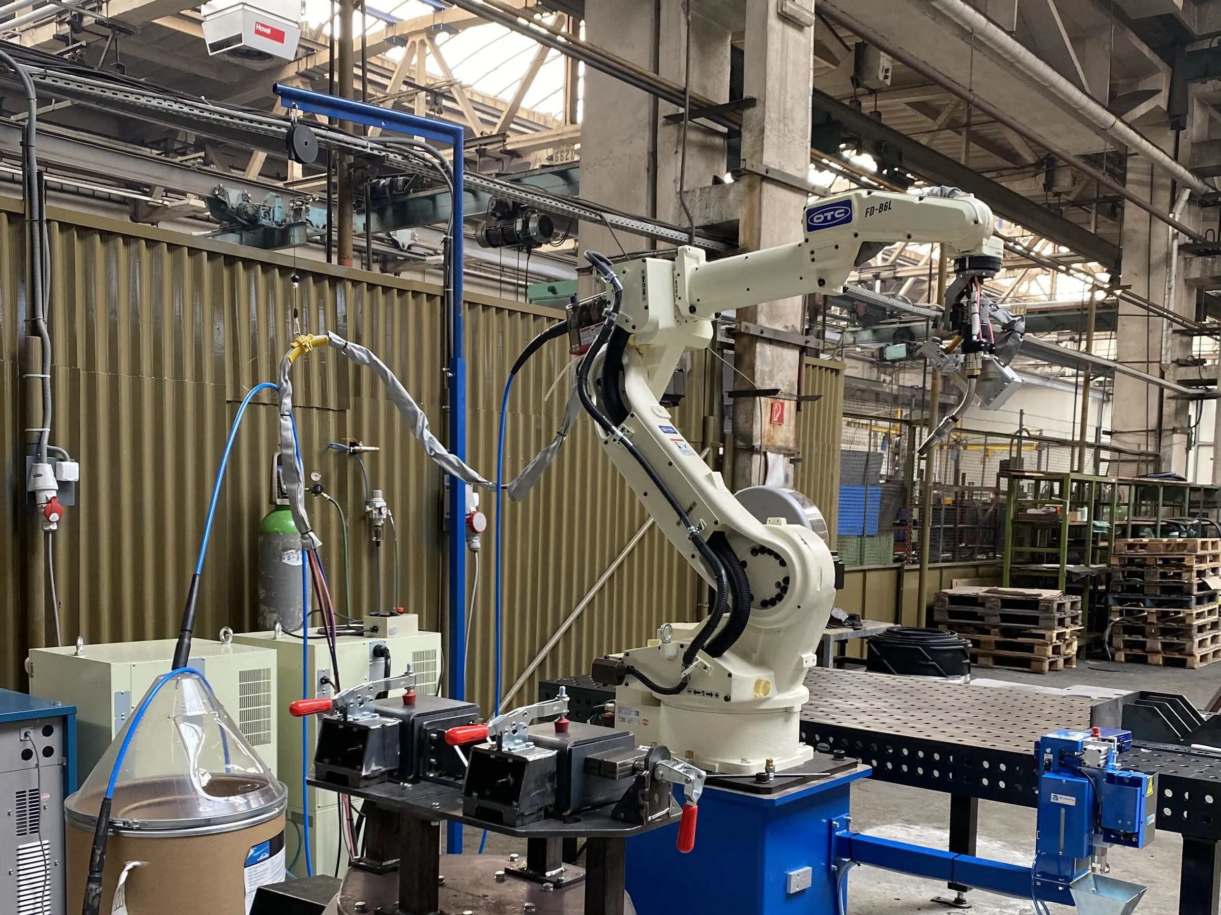 Robotic welding cell, sixth view